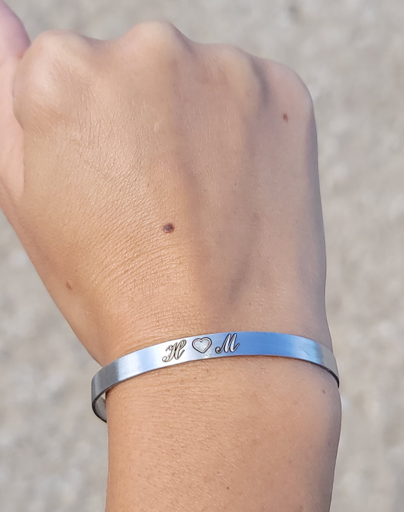 Engraved Heart Bangle - Mila Gems